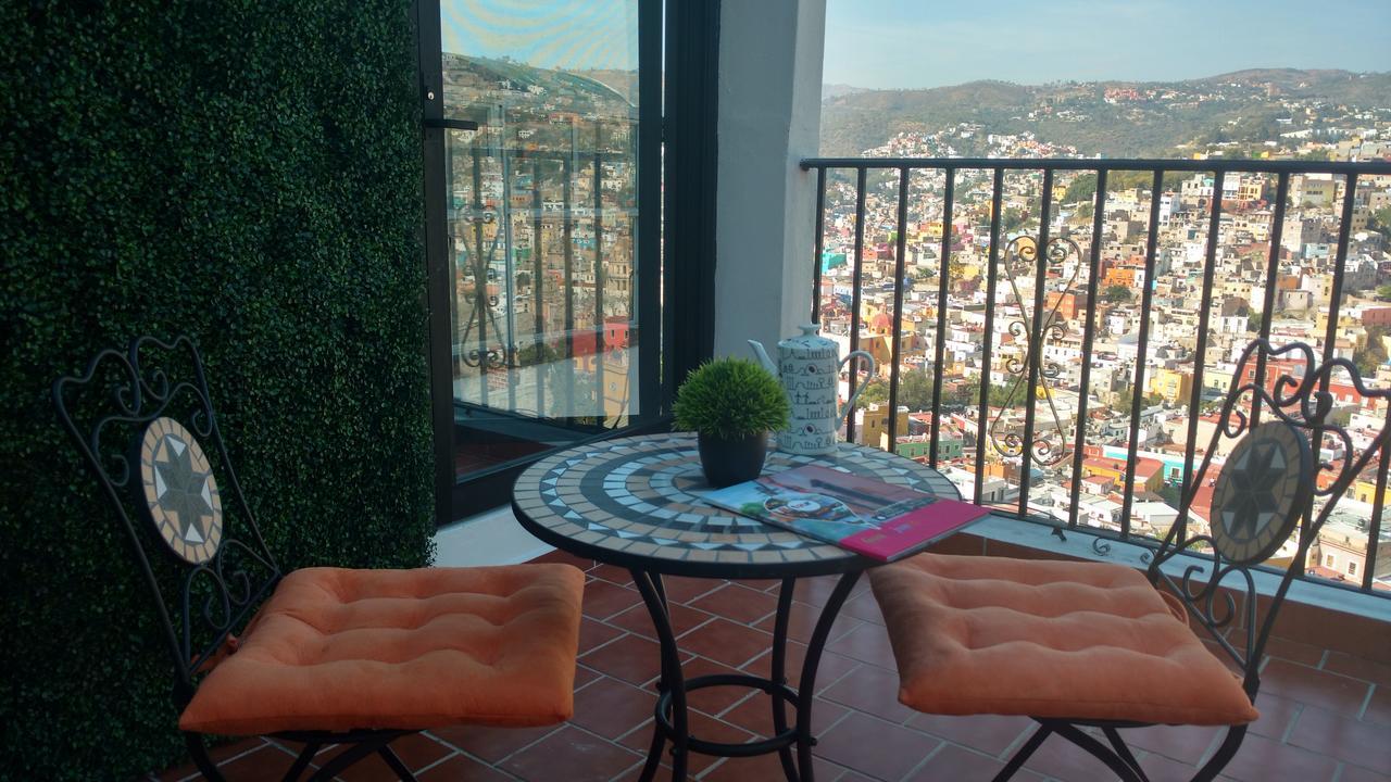 Apartamento Con Terraza A Un Lado Del Monumento Del Pipila Hotell Guanajuato Exteriör bild